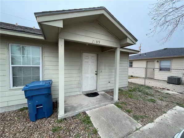 2109 Breezeway Cir, Ingleside, TX 78362