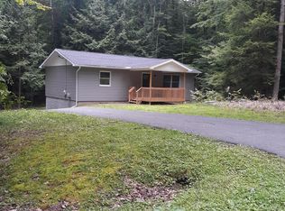 385 Calabash Ct, Du Bois, PA 15801