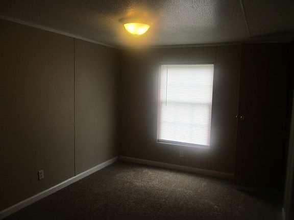 4th image of 513 Kayla St