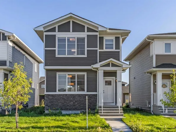204 E Chelsea Mnr, Chestermere, AB T1X 2P5