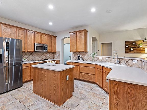 4th image of 8920 Mustang Way