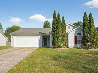 3532 Oak Leaf Ct, Rex, GA 30273