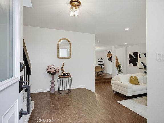 4th image of 2139 Lenore Dr