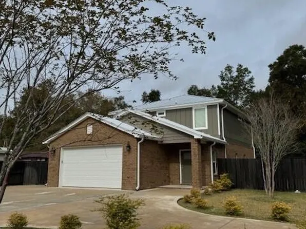 305 Ellis Ave, Niceville, FL 32578