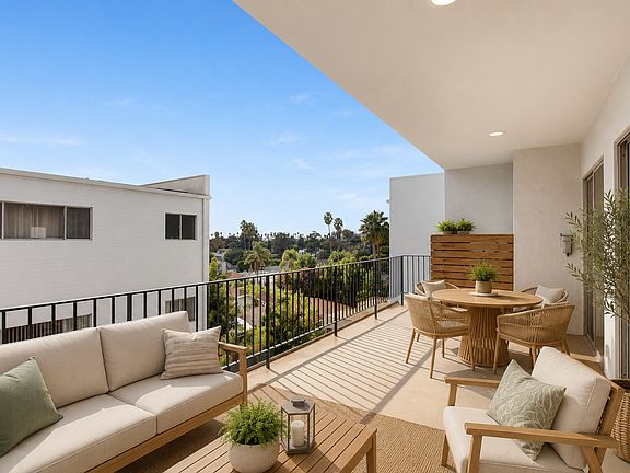 4th image of 7560 Hollywood Blvd APT 406