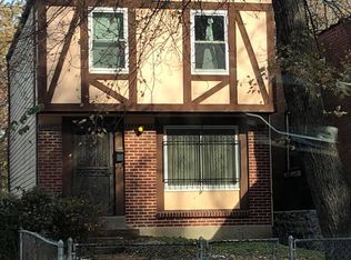 4129 Green Lea Pl, Saint Louis, MO 63115