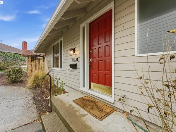 5212 SW Barclay Ct, Beaverton, OR 97005