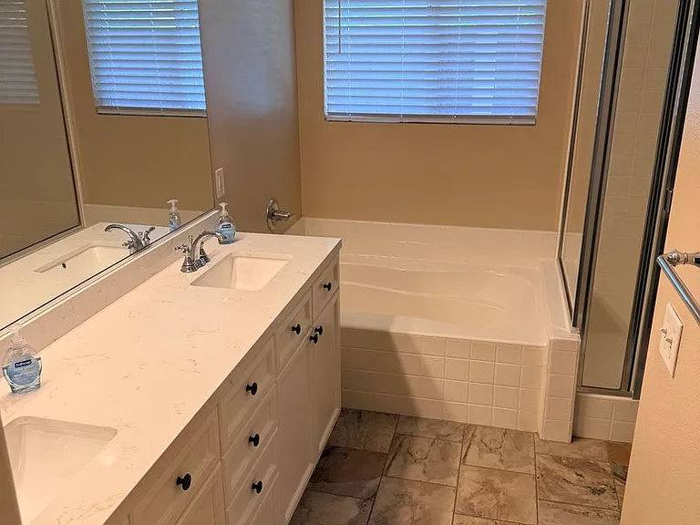 40889 Robards Way — Photo 20