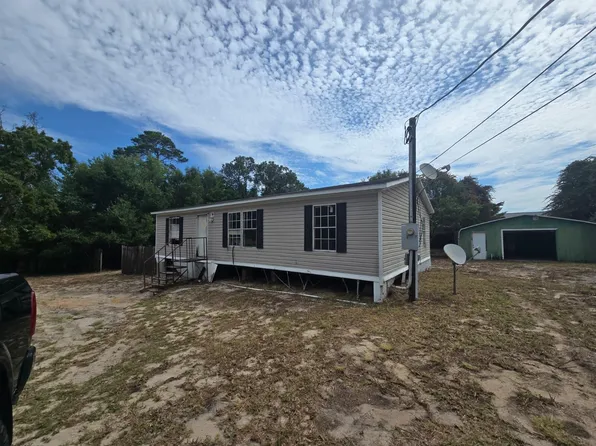 1918 Church St, Gulf Breeze, FL 32563