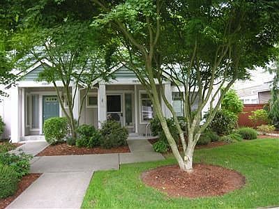 1st image of 15838 NE 91st Way