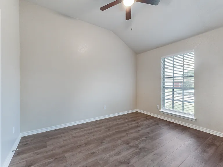 1913 Wahoo Dr — Photo 10