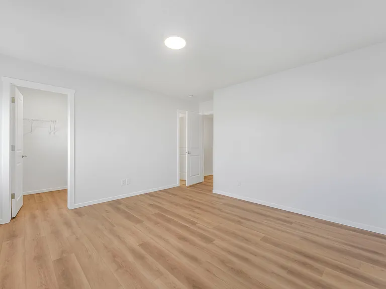 545 Black Stone Blvd — Photo 22