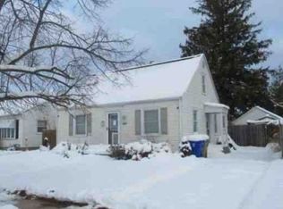 2116 30th St, Kenosha, WI 53140