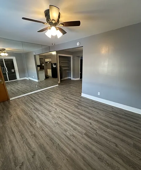 19611 Schoenherr St #1N — Photo 6