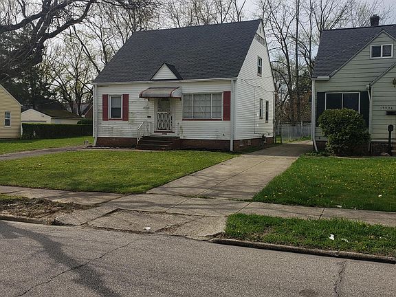 2nd image of 19908 Sunset Dr