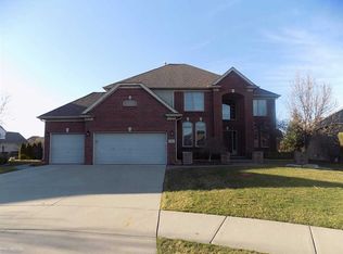 21667 Trevor Ct, Macomb, MI