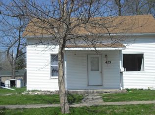 425 Clark St, Warsaw, IL 62379