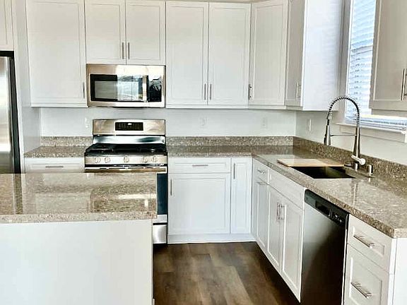 4th image of 2605 La Gracia Cir #250DBCB22