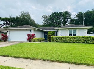 5841 Applecross St N, Saint Petersburg, FL 33709