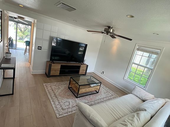 2nd image of 211 Old English Dr