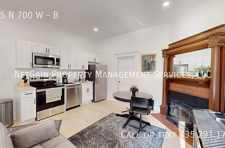 155 N 700 W #B — Photo 13