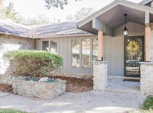 901 W Twin Oaks Dr, Broken Arrow, OK 74011