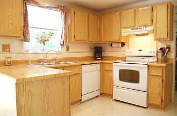 3rd image of 3215 Neeham Dr