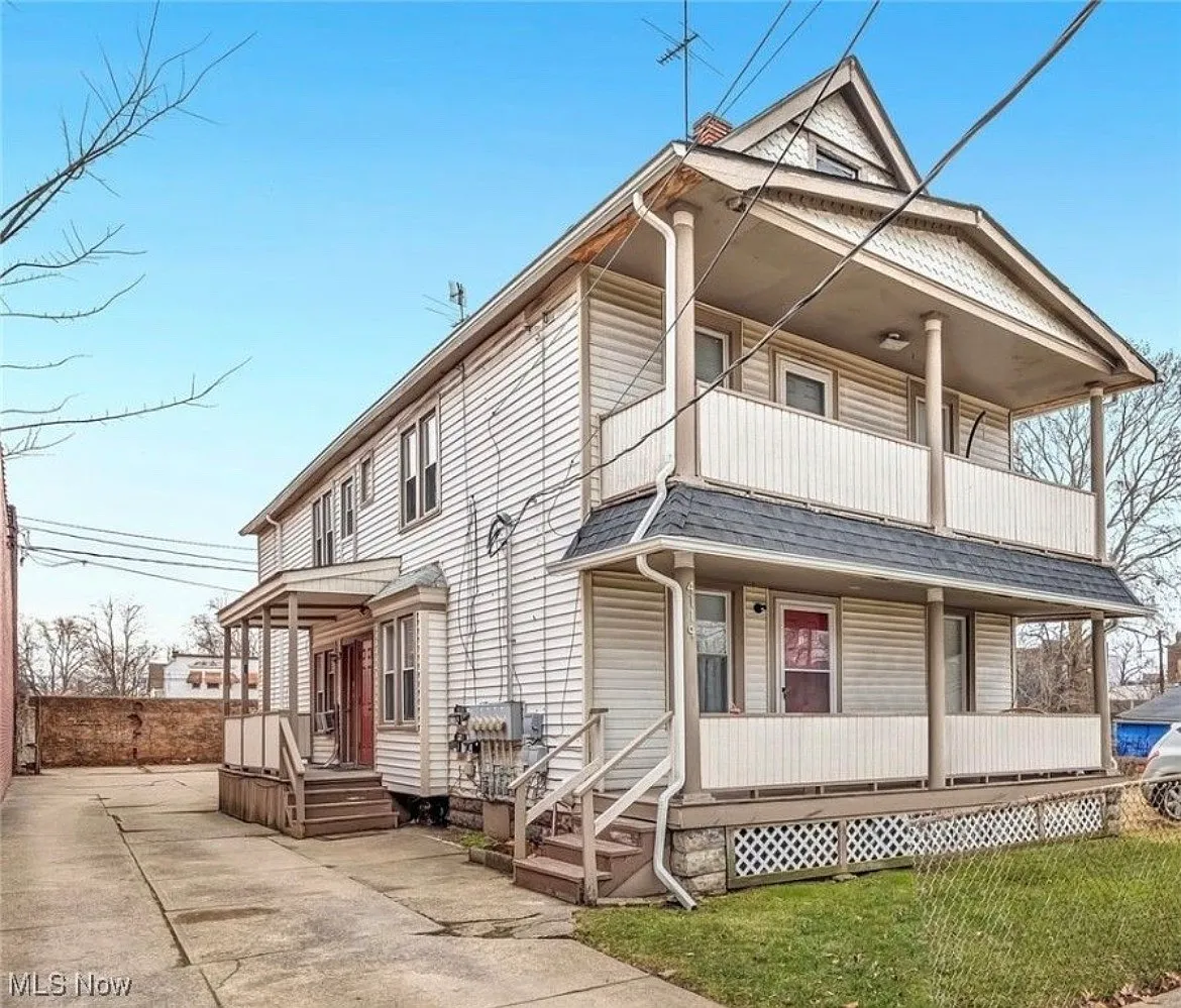 2 bed, 750 sqft, $950 — Photo 1