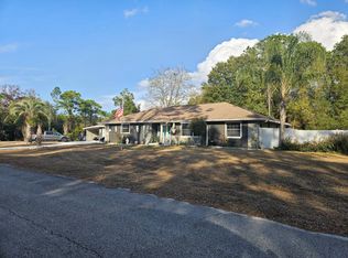 9107 N Bertin Dr, Citrus Springs, FL 34434