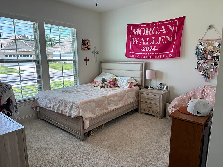 105 Gilded Ln — Photo 14