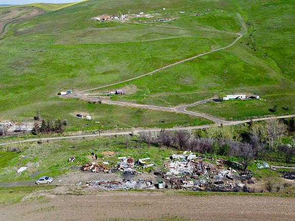 3rd image of 29634 Wild Plum Ln