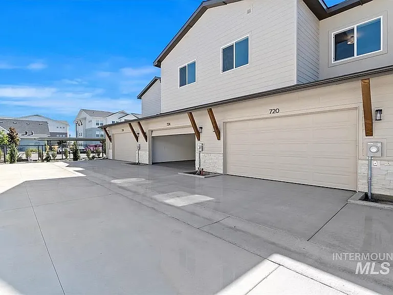 720 S Calhoun Ln — Photo 25