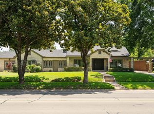 406 E Main St, Whitesboro, TX 76273