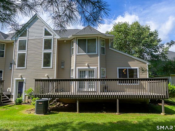 2nd image of 33 Florence Way #33