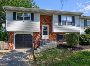 29 Pickford Dr, Lancaster, PA 17603