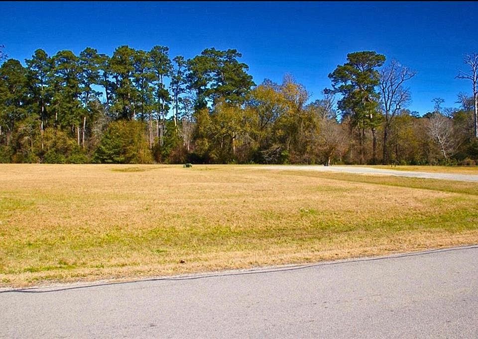 1st image of 1 Wild Forest Ct