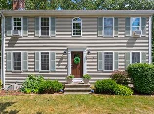 15 Steeple Chase Cir, Attleboro, MA 02703