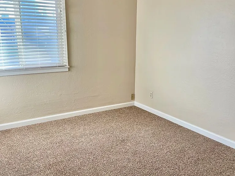6349 Markley Way — Photo 12