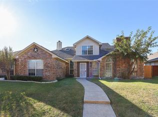 1915 Hearthside Ln, Garland, TX 75044