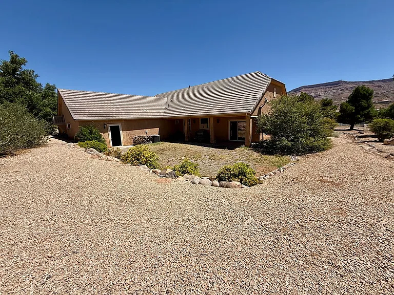 1425 S Staghorn St — Photo 34