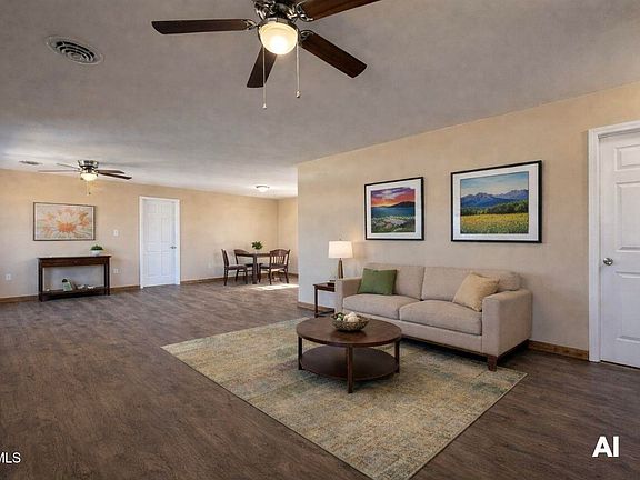 3rd image of 1106 Idlewylde Cir