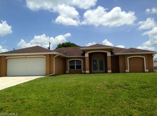 1009 SW 12th Ave, Cape Coral, FL 33991