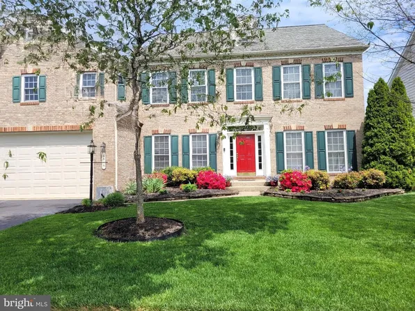 6519 Debhill Ln, Gainesville, VA 20155