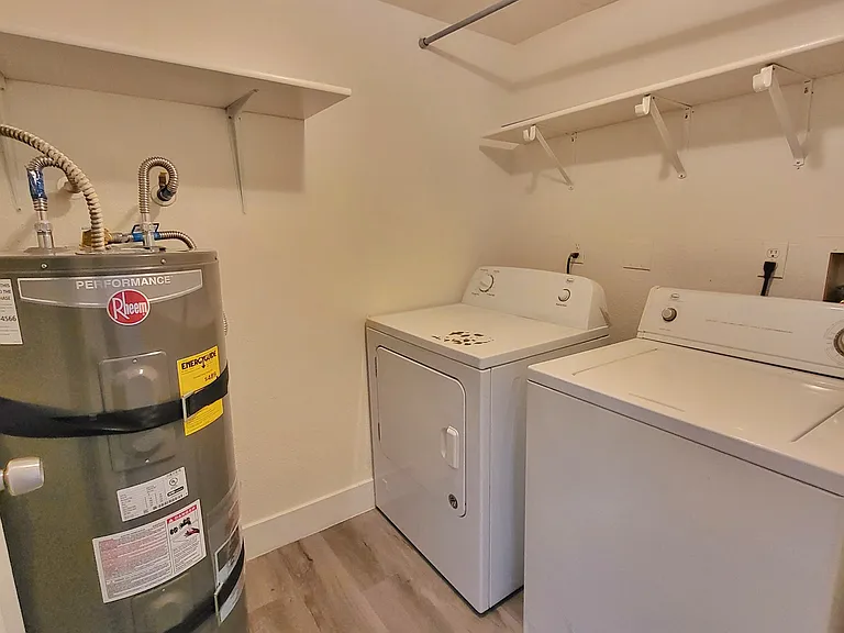4264 Tara Ave #2 — Photo 9