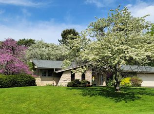 5216 Valley Trl, Wind Point, WI 53402