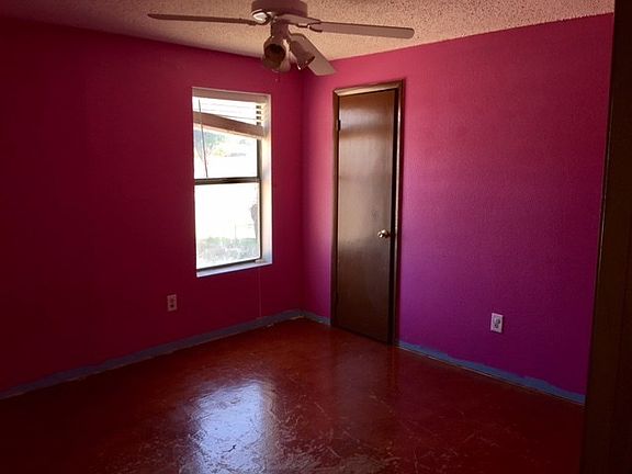 5th image of 1203 E Pine Ave