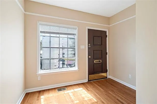 2338 Audubon St — Photo 2