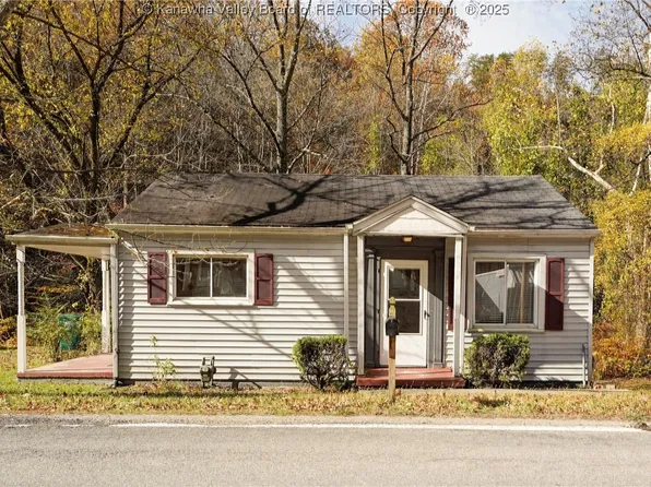 1616 Oakhurst Dr, Charleston, WV 25314