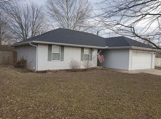 3234 S Hilton Ct, Springfield, MO 65807