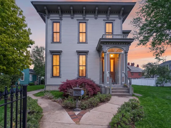 511 W Clay Ave, Muskegon, MI 49440